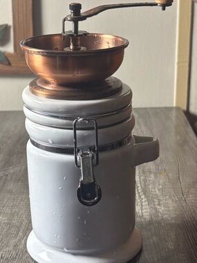Manual Ceramic Coffee Grinder with Copper Hopper - White